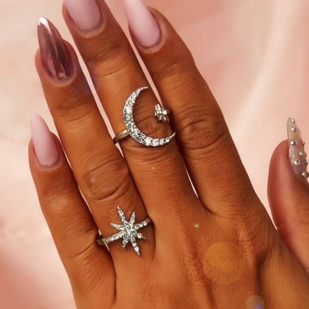 🆕2pcs Rhinestone Decor Moon Decor Ring 🌙 🌟 💍